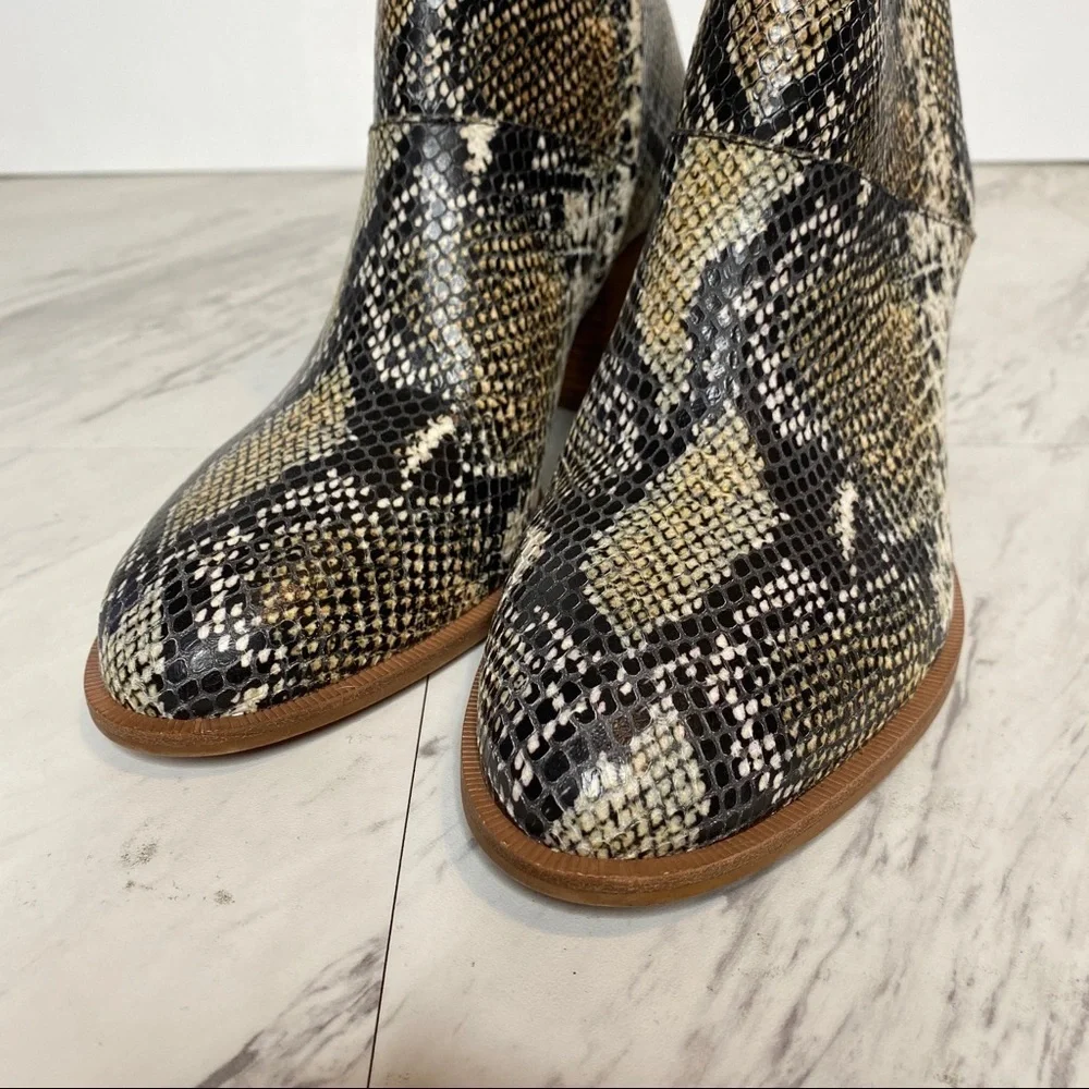 Madewell Rosie Snakeskin Print Heeled Booties 9